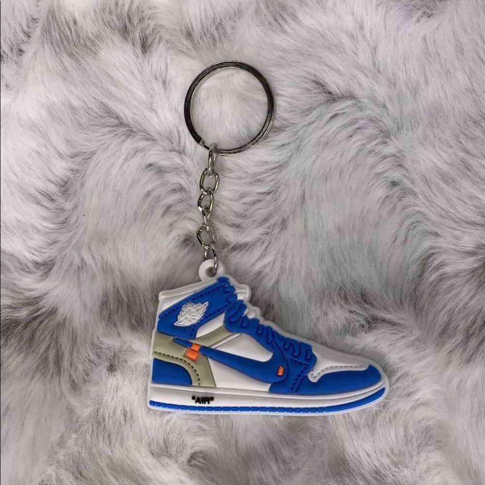 Off-white Jordan 1 UNC Keychain
